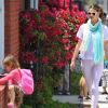 Alessandra Ambrosio va chercher sa fille Anja à la sortie de l'école à Santa Monica. Le 22 juin.