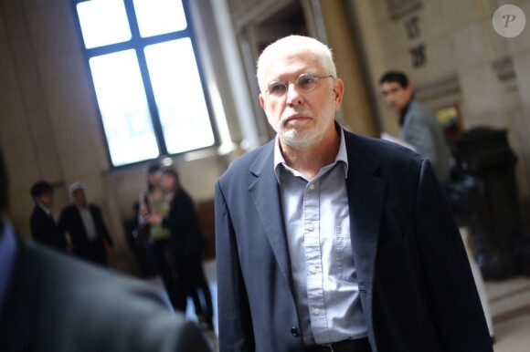 Le réalisateur Bob Swaim comparait au tribunal correctionnel de Paris pour "agression sexuelle par personne abusant de l'autorité que lui confère sa fonction", le 25 juin 2012.