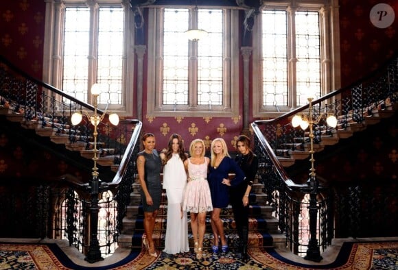 Les Spice Girls réunies pour la présentation de la comédie musicale Viva Forever, au St. Pancras Renaissance Hotel, à Londres, le 26 juin 2012.