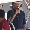 Justin Timberlake boit de la bière sur le tournage de Runner, Runner à Puerto Rico le 26 juin 2012