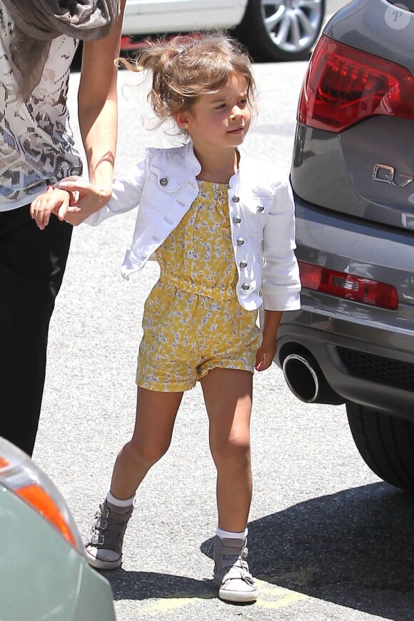 Honor, déjà aussi lookée que sa jolie maman Jessica Alba. Le 29 juin 2012 à Los Angeles