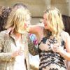 Kate Moss et Lucie de La Falaise au mariage de Jade Jagger au Aynhoe Park Hotel à Banbury, le 30 juin 2012.