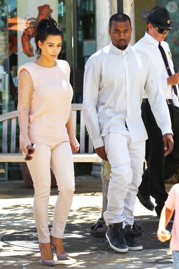 Kim Kardashian et Kanye West le 30 juin 2012 à Calabasas