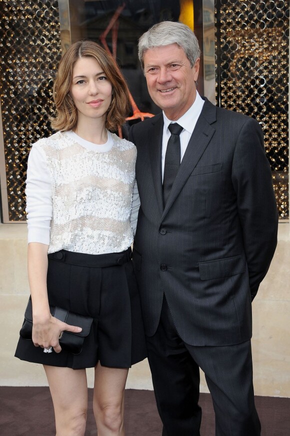 Sofia Coppola et Yves Carcelle lors de l'ouverture de la boutique Louis Vuitton à Paris le 3 juillet 2012