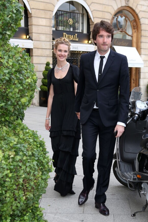 Natalia Vodianova et son compagnon Antoine Arnault arrivent à l'ouverture de la boutique Louis Vuitton place Vendôme à Paris. Le 3 juillet 2012