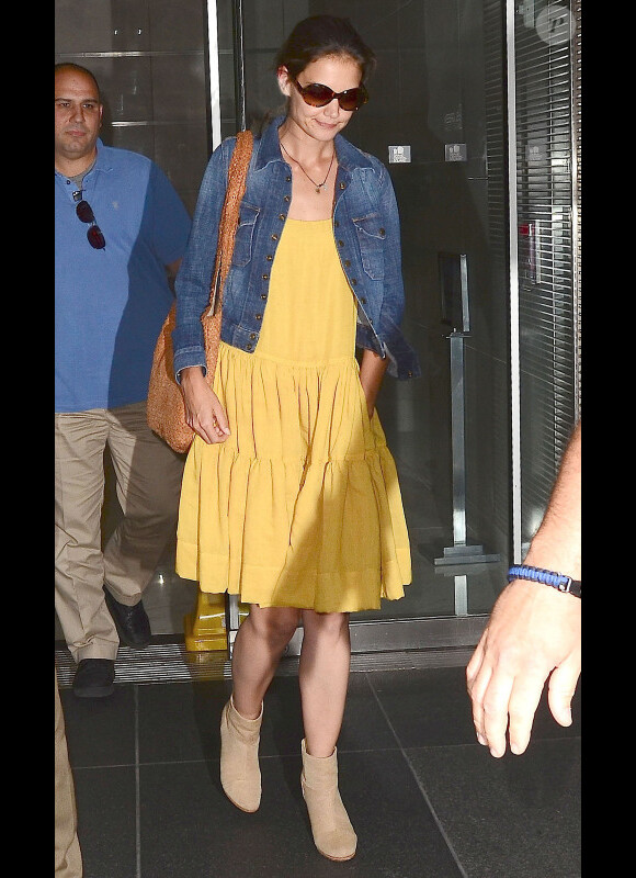 Katie Holmes retourne chez elle après un second rendez-vous avec ses avocats à Manhattan, New York, le 7 juillet 2012