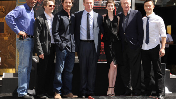 Christopher Nolan : le père de Batman honoré devant la sexy Anne Hathaway