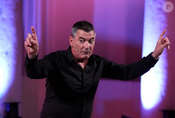 Jean-Marie Bigard sur la scène du Théâtre de la Verdure à Ramatuelle, le mardi 10 juillet 2012, dans le cadre du festival Les Arts du Rire.