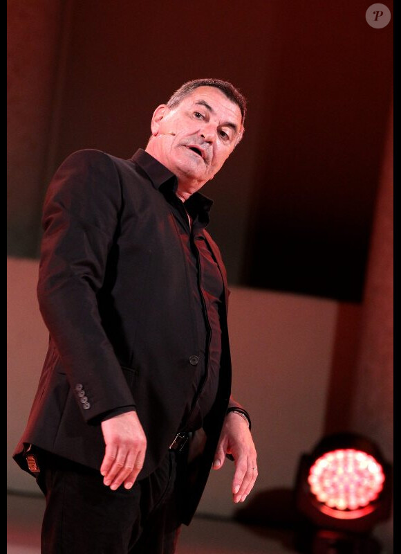 Jean-Marie Bigard sur la scène du Théâtre de la Verdure à Ramatuelle, le mardi 10 juillet 2012.