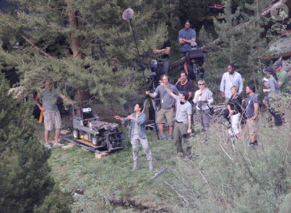 Tom Cruise sur le tournage du film Oblivion à Mammoth Lakes en Californie le 11 juillet 2012