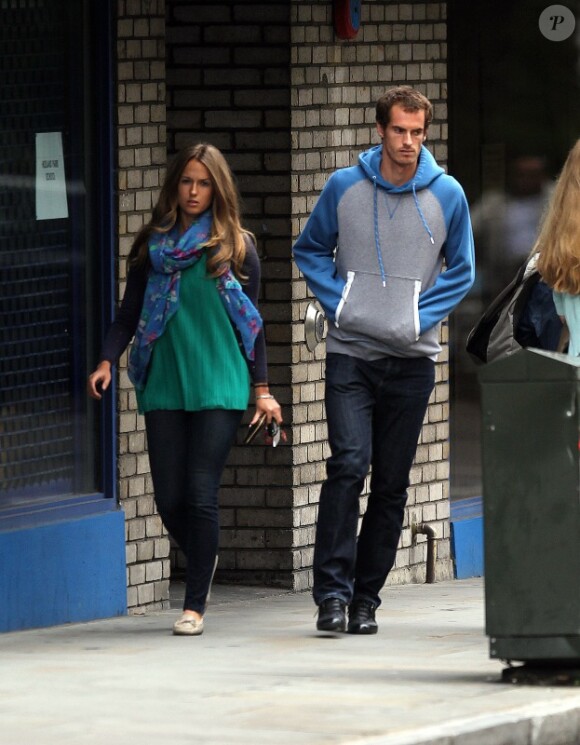 Andy Murray et sa petite amie Kim Sears se rendent dans un magasin Whole Food pour acheter des sushis, le mardi 10 juillet 2012.