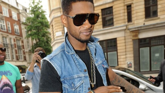 Usher: Son beau-fils en état de mort cérébrale, le chanteur revoit ses priorités