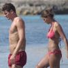Mario Gomez et sa compagne Silvia Meichel lors de leurs vacances à Ibiza le 17 juillet 2012