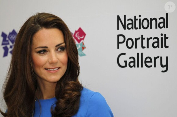 Kate Middleton à l'exposition Road to 2012: Aiming High, le 18 juillet 2012 à la National Portrait Gallery de Londres, dont elle assure depuis janvier 2012 le patronage.