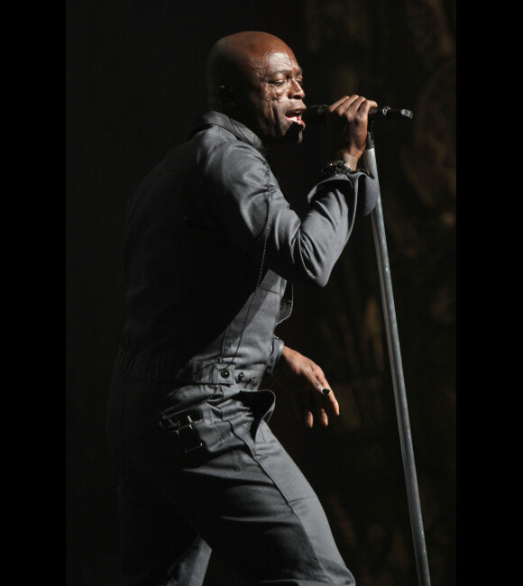 Le chanteur Seal en concert à New York, le 18 juillet 2012 à New York
