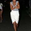 Rihanna, chic et décontractée, dans les rues de Saint-Tropez le 21 juillet 2012.