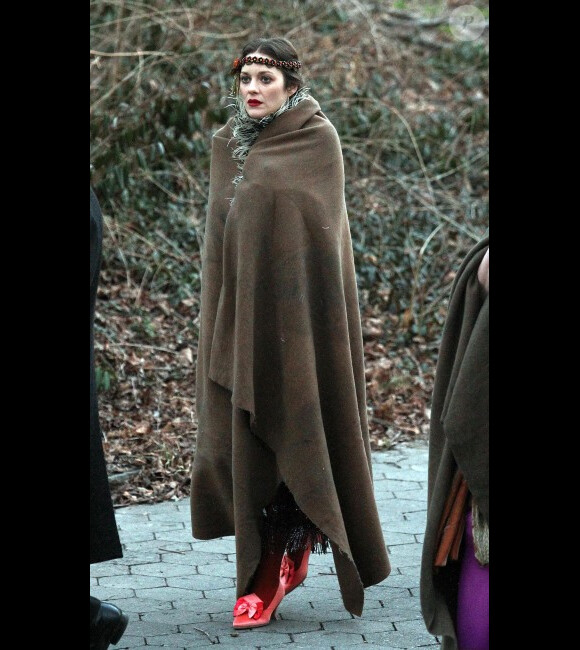 Marion Cotillard pendant le tournage de Low Life en février 2012 à New York.