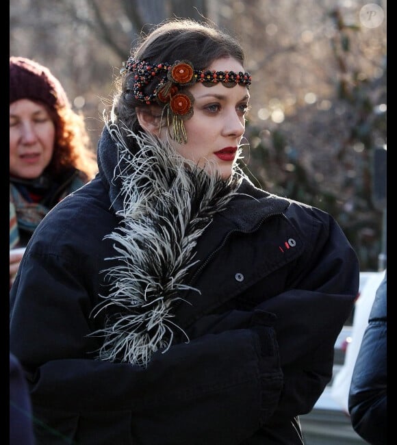 Marion Cotillard pendant le tournage de Low Life en février 2012 à New York.