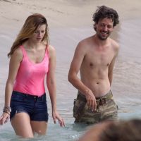 Mischa Barton : Amoureuse, radieuse, mais pudique avec Sebastian Knapp