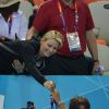 La princesse Charlene de Monaco, le prince Albert à son côté, était intenable lors de la finale du 200 m papillon masculin aux Jeux olympiques de Londres, le 31 juillet 2012. Lorsque le Sud-Africain Chad le Clos, un de ses protégés, est devenu champion olympique en battant Michael Phelps, la princesse monégasque ancienne reine de natation a explosé de joie, avant de toucher la médaille d'or avec gourmandise.