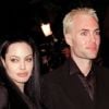 Angelina Jolie et son frère James en 2000 lors de la soirée post-Oscars