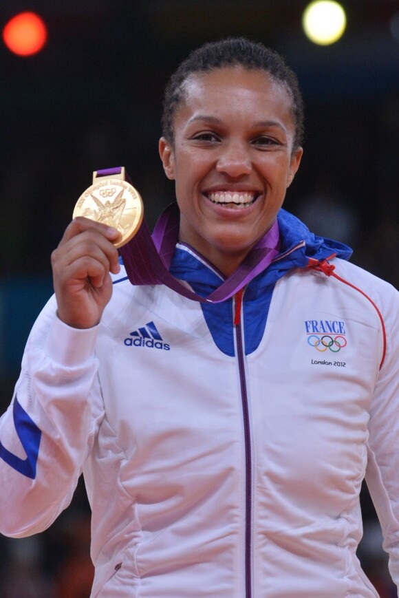 Lucie Decosse, tout sourire après être devenue championne olympique le 1er août 2012 à Londres