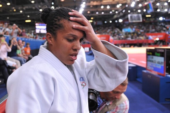 Lucie Decosse, abasourdie après être devenue championne olympique le 1er août 2012 à Londres
