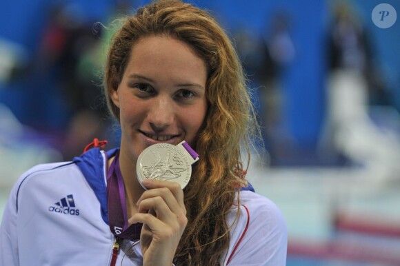 Camille Muffat et sa médaille d'argent lors des Jeux olympiques de Londres le 31 juillet 2012