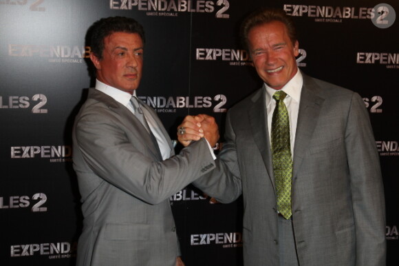Arnold Schwarzenegger et Sylvester Stallone à Paris le 9 août 2012 pour le photocall d'Expendables 2