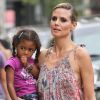 Exclu - Heidi Klum et sa fille Lou rentrent dans leur appartement dans le quartier de SoHo. New York, le 11 août 2012.