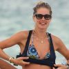 Doutzen Kroes a passé une délicieuse journée à la plage avec son époux Sunnery James. Le 15 août 2012 à Miami
