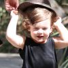 Skyler, un an, adorable et stylé, profite du soleil dans le Franklin Canyon Park à Beverly Hills. Le 18 août 2012.