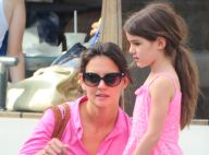 Suri Cruise fait du vélo avec sa mère Katie Holmes : C'est toute une histoire