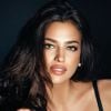 La plantureuse Irina Shayk, ultra sexy pour La Clover.