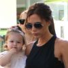 Exclusif - Victoria Beckham et sa fille Harper à Century City, le 26 août 2012.