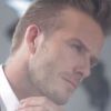 David Beckham abandonne les terrains le temps d'une séance photo pour son nouveau parfum "The Essence".