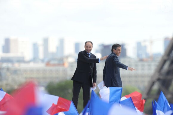 Jean-François Copé et François Fillon à Paris le 1er mai 2012.