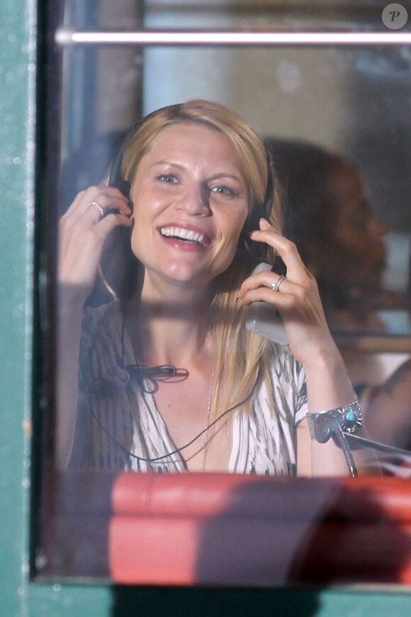 Claire Danes épanouie sur le tournage de la série Girls, à New York le 4 septembre 2012