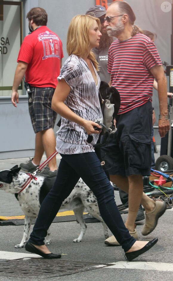 Claire Danes sur le tournage de la série Girls, à New York le 4 septembre 2012