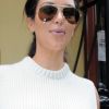 Kim Kardashian sort d'un restaurant où elle a déjeuné avec un ami, à New York le 6 septembre 2012