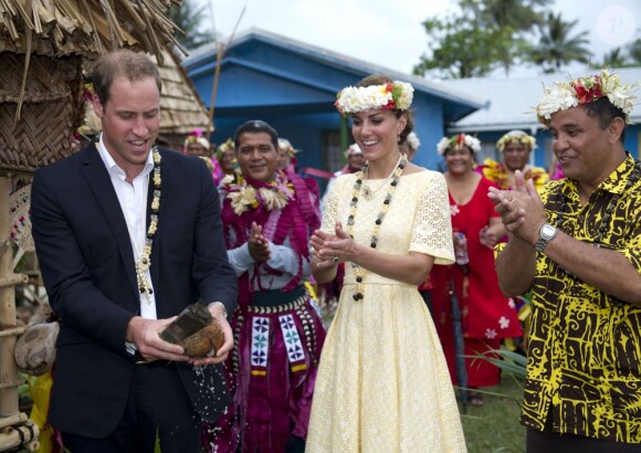 Le duc et la duchesse de Cambridge en visite officielle à Tuvalu le 18 septembre 2012.