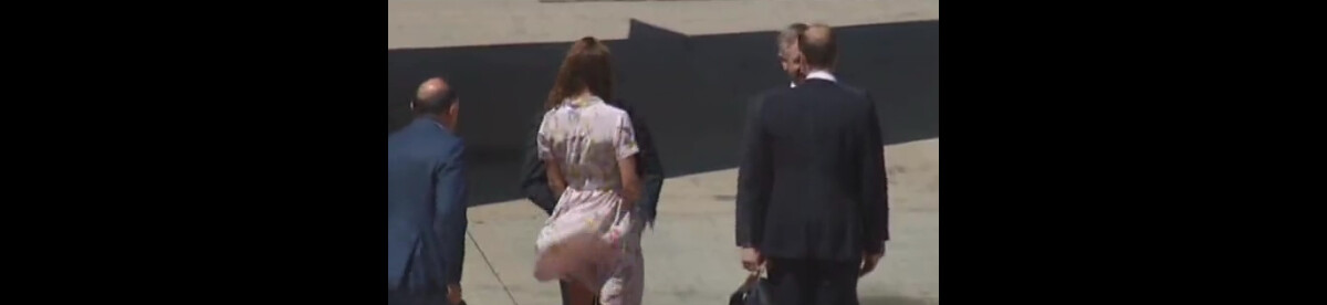 Vidéo Kate Middleton et le prince William à l aéroport de Brisbane le septembre La