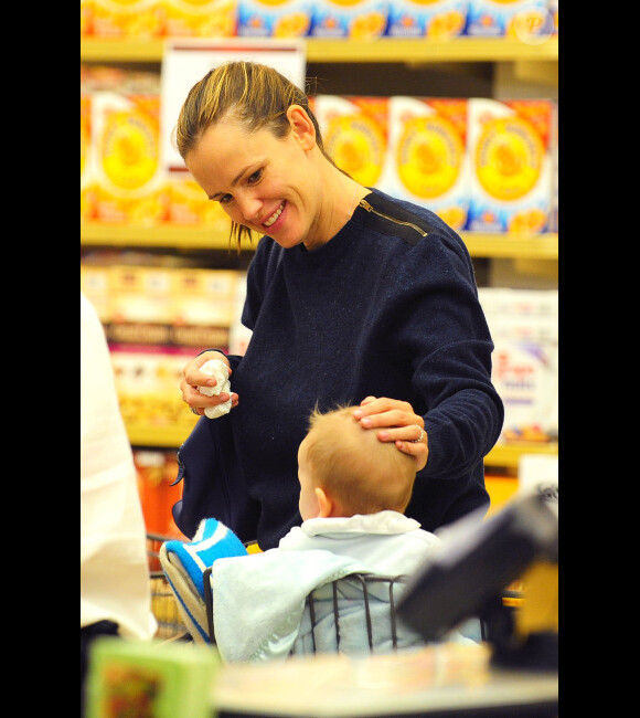 Jennifer Garner et son adorable garçon Samuel, à Los Angeles, le 22 septembre 2012