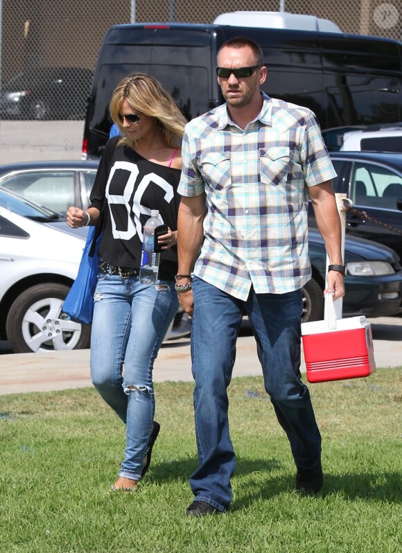 Heidi Klum en famille et jamais très loin de son nouvel homme... Los Angeles le 29 septembre 2012