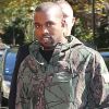 Kanye West arrive au défilé Céline printemps-été 2013 à Paris. Le 30 septembre 2012.