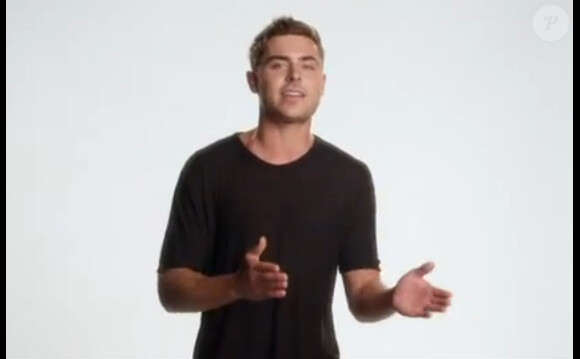 
Zac Efron dans la campagne vidéo pour Vote 4 Stuff.
