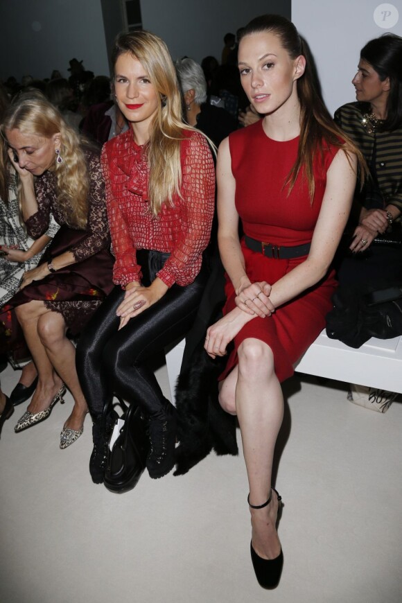 Eugenie Niarchos et Elettra Rossellini Wiedemann assistent au défilé Giambattista Valli prêt-à-porter printemps-été 2013 au Couvent des Cordeliers. Paris, le 1er octobre 2012.