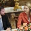 Le prince Guillaume, grand-duc héritier de Luxembourg, et sa fiancée la comtesse Stéphanie de Lannoy donnaient le 2 octobre 2012 leur première interview conjointe, au quotidien Wort, pour évoquer leur mariage, le 20 octobre.