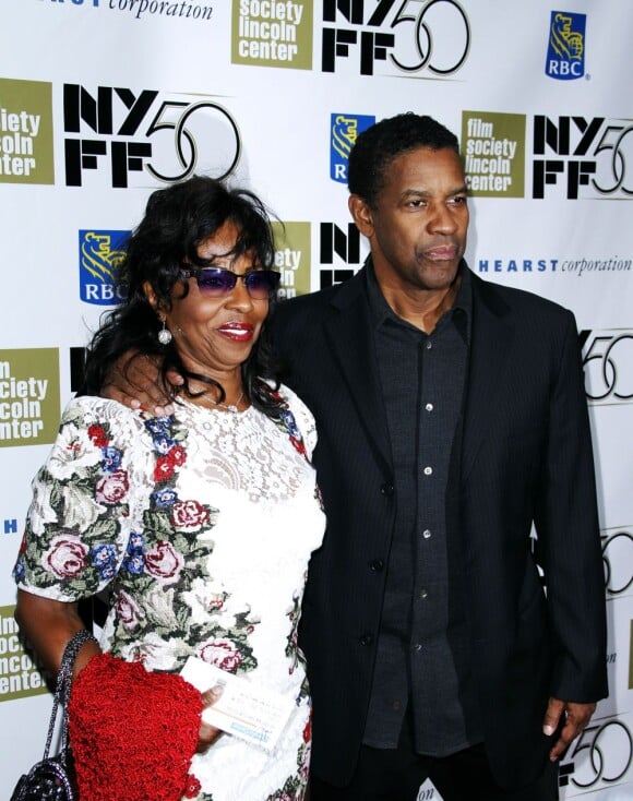 Pauletta Washington et Denzel Washington à la soirée de clôture du 50ème Festival du film de New York, à New York le 14 octobre 2012.