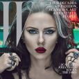 Scarlett Johansson photographiée par Steven Klein, porte un body et une robe Dolce &amp; Gabbana en couverture du magazine W de novembre 2012.